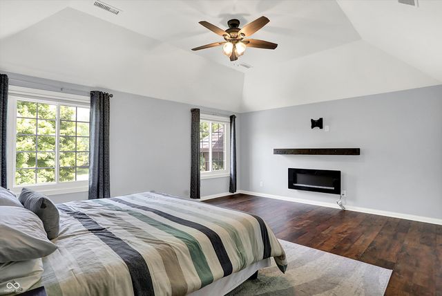 12899 Brighton Avenue, Carmel, IN 46032