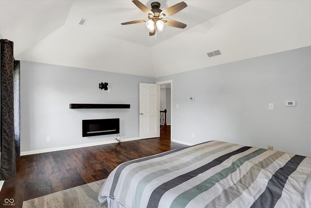 12899 Brighton Avenue, Carmel, IN 46032