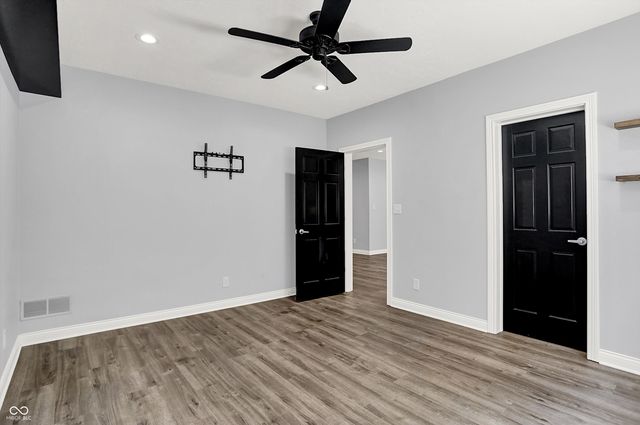 12899 Brighton Avenue, Carmel, IN 46032