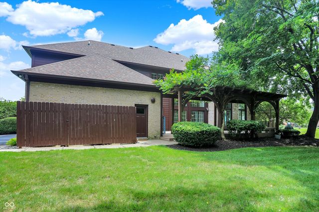 12899 Brighton Avenue, Carmel, IN 46032