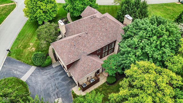 12899 Brighton Avenue, Carmel, IN 46032