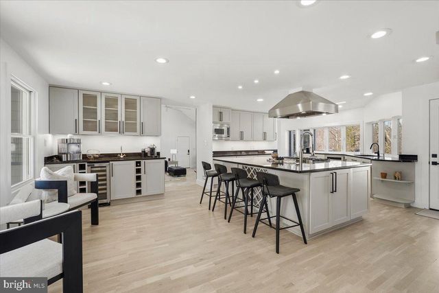 11309 HIDDEN HOLLOW CT, Potomac, MD 20854