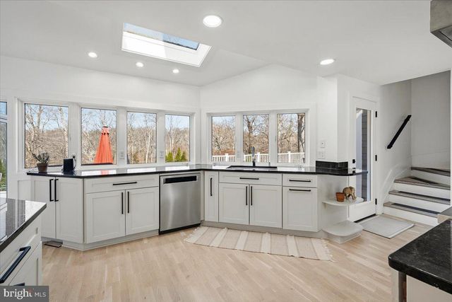 11309 HIDDEN HOLLOW CT, Potomac, MD 20854