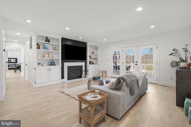 11309 HIDDEN HOLLOW CT, Potomac, MD 20854