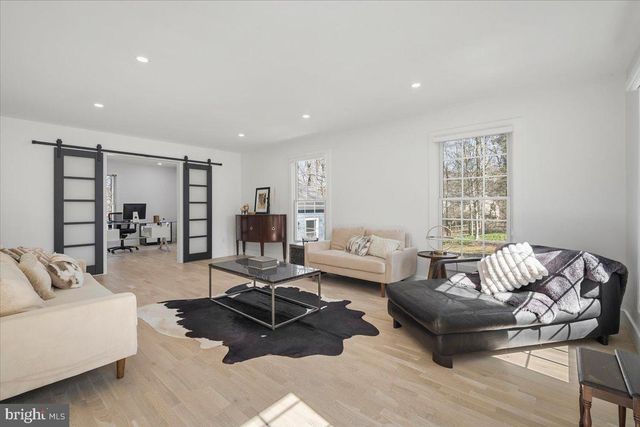 11309 HIDDEN HOLLOW CT, Potomac, MD 20854