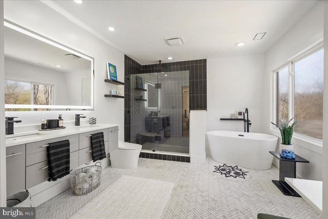 11309 HIDDEN HOLLOW CT, Potomac, MD 20854