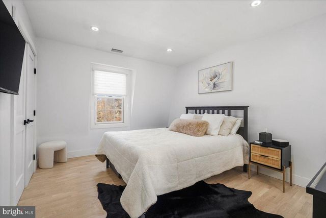 11309 HIDDEN HOLLOW CT, Potomac, MD 20854