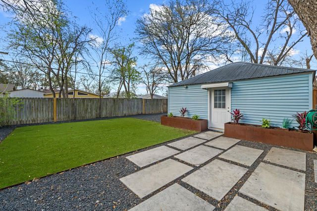 5204 Avenue G, Austin, TX 78751