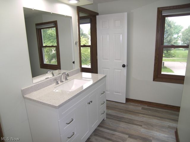 32156 S Roundhead Drive, Solon, OH 44139