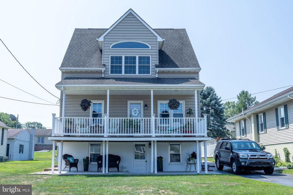 311 WIRT AVE, Hanover, PA 17331