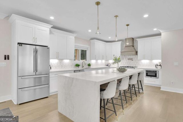 11505 Elkins Road, Roswell, GA 30076