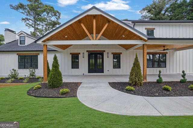 11505 Elkins Road, Roswell, GA 30076