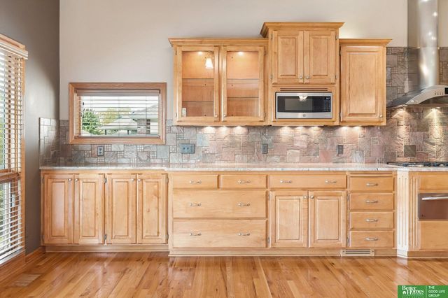 10326 S 179th Street, Omaha, NE 68136