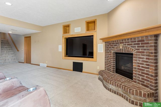 10326 S 179th Street, Omaha, NE 68136