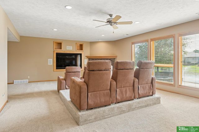 10326 S 179th Street, Omaha, NE 68136