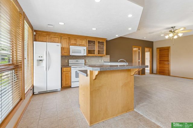 10326 S 179th Street, Omaha, NE 68136