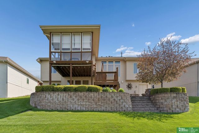 10326 S 179th Street, Omaha, NE 68136