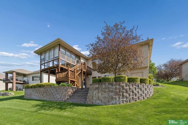 10326 S 179th Street, Omaha, NE 68136
