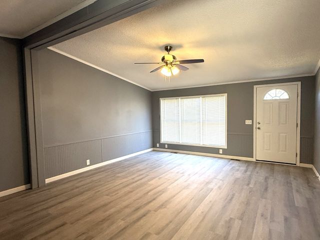 584 Rabbit Trail Rd, SE, Leoma, TN 38468