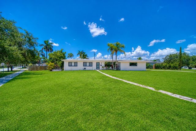 9200 SW 178th St, Palmetto Bay, FL 33157
