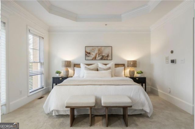 802 Clifton Heights Lane NE, Atlanta, GA 30329