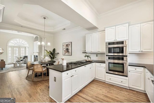 802 Clifton Heights Lane NE, Atlanta, GA 30329