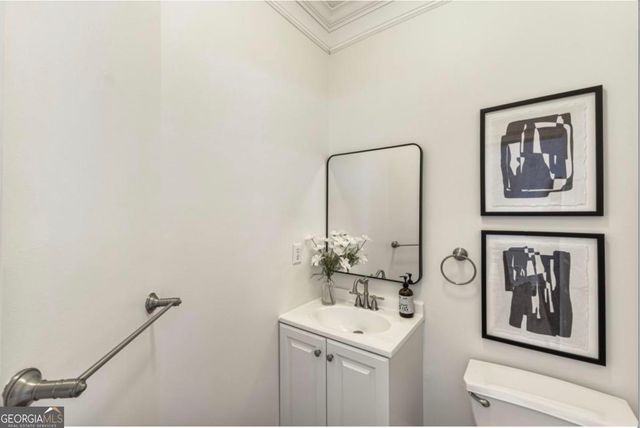 802 Clifton Heights Lane NE, Atlanta, GA 30329