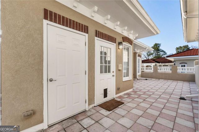 802 Clifton Heights Lane NE, Atlanta, GA 30329