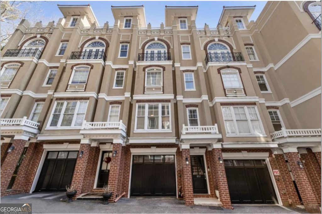 802 Clifton Heights Lane NE, Atlanta, GA 30329