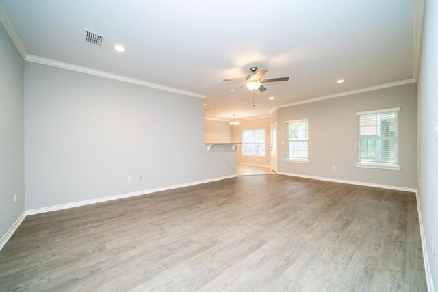 2200 Woodgrove Ln., Longview, TX 75605