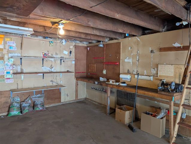 122 N Hudson Street, Coldwater, MI 49036