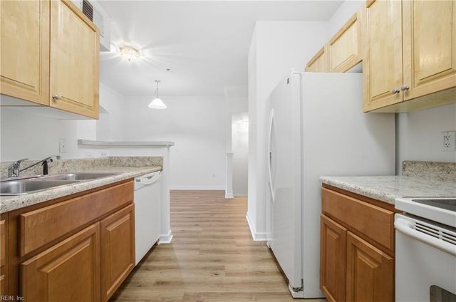 714 River Rock Way Ste 108, Newport News, VA 23608