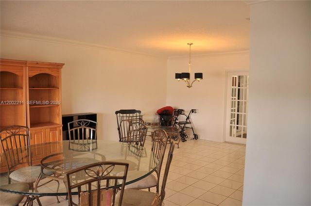 1301 W 61st Pl, Hialeah, FL 33012