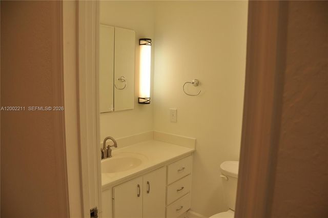 1301 W 61st Pl, Hialeah, FL 33012