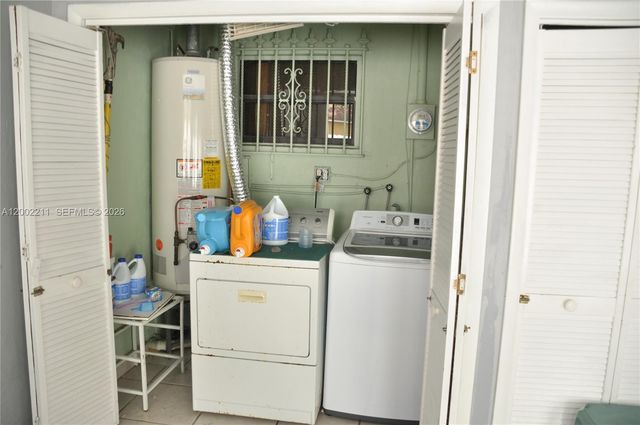 1301 W 61st Pl, Hialeah, FL 33012