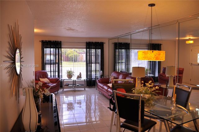 1301 W 61st Pl, Hialeah, FL 33012