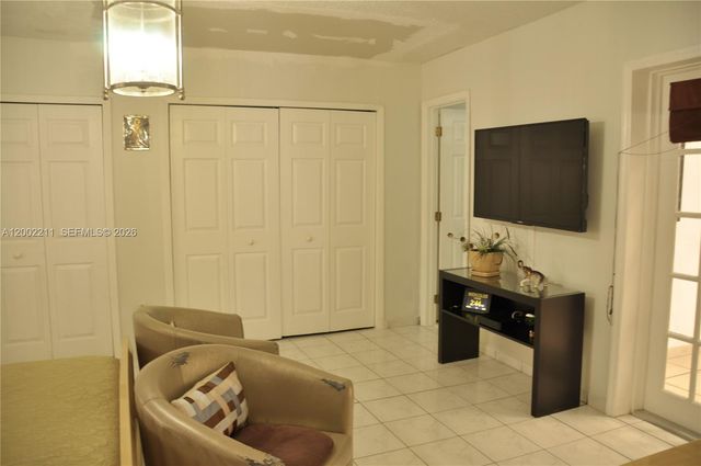 1301 W 61st Pl, Hialeah, FL 33012