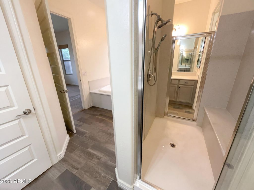 Image 28 of property listing at 2312 E SUSAN Drive, Gilbert, AZ 85298