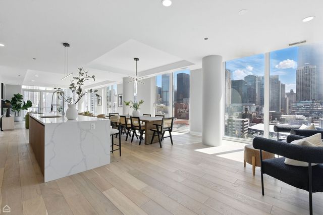 146 W Erie Street 1301, Chicago, IL 60654