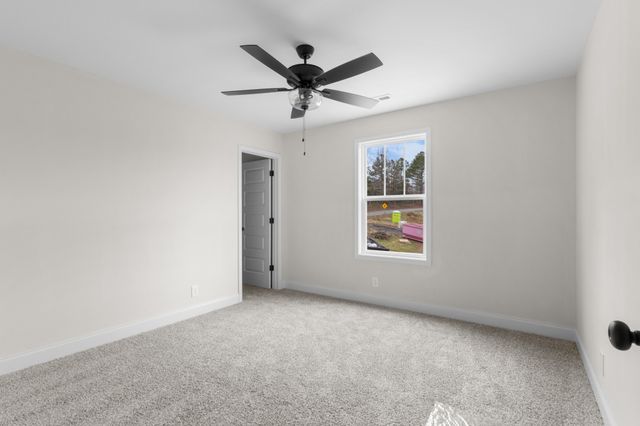 965 Palmyra Rd, Clarksville, TN 37040