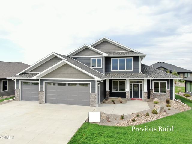 6009 Crested Butte Road, Bismarck, ND 58503 property photo