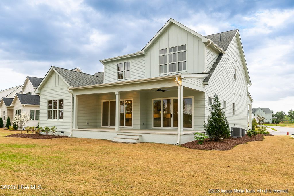 Image 48 of property listing at 154 Pine Tree Point, Snow Hill, NC 28580