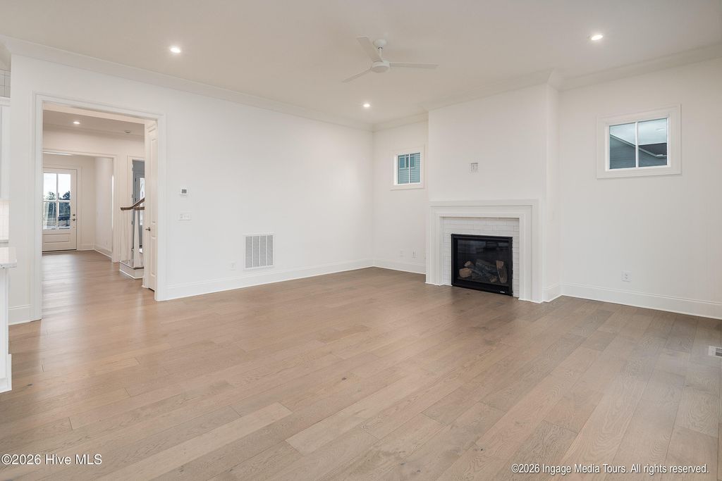 Image 9 of property listing at 154 Pine Tree Point, Snow Hill, NC 28580
