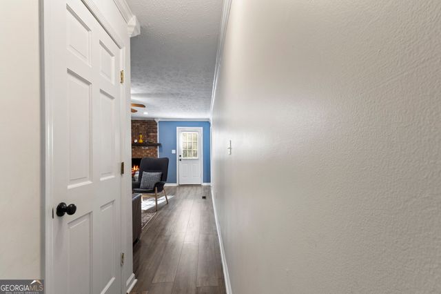 106 S Oaks Lane, Warner Robins, GA 31088