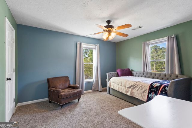 106 S Oaks Lane, Warner Robins, GA 31088