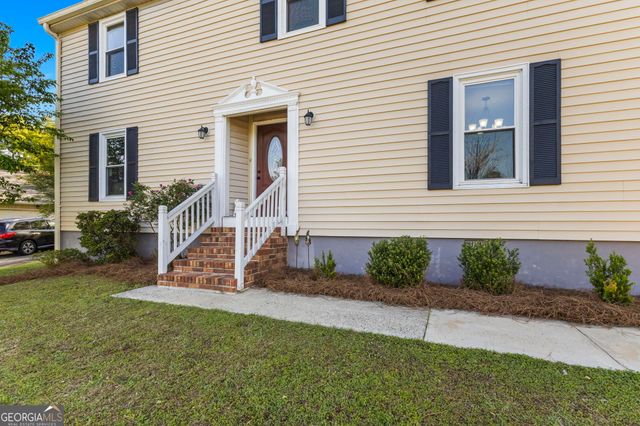 106 S Oaks Lane, Warner Robins, GA 31088