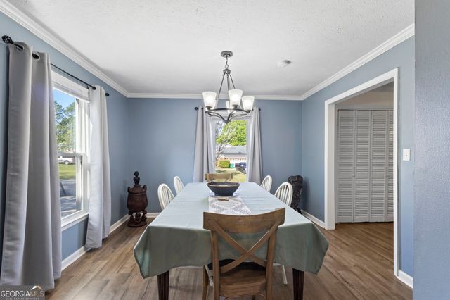106 S Oaks Lane, Warner Robins, GA 31088