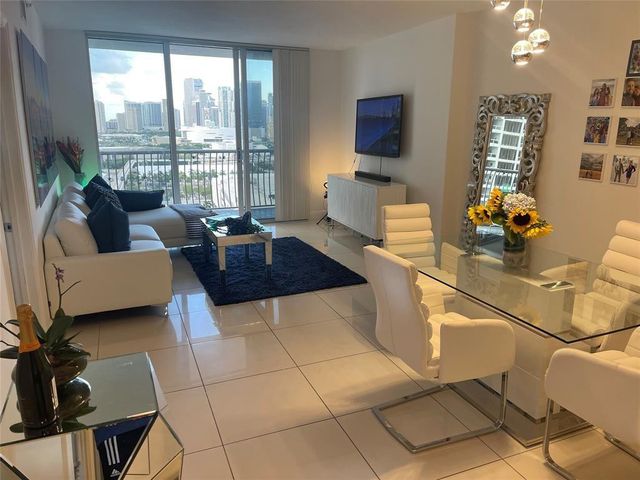 1750 N Bayshore Drive 2106, Miami, FL 33132