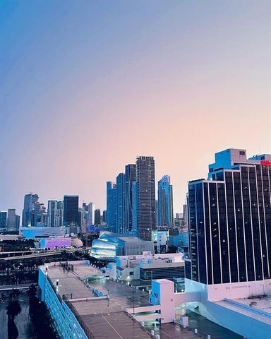 1750 N Bayshore Drive 2106, Miami, FL 33132