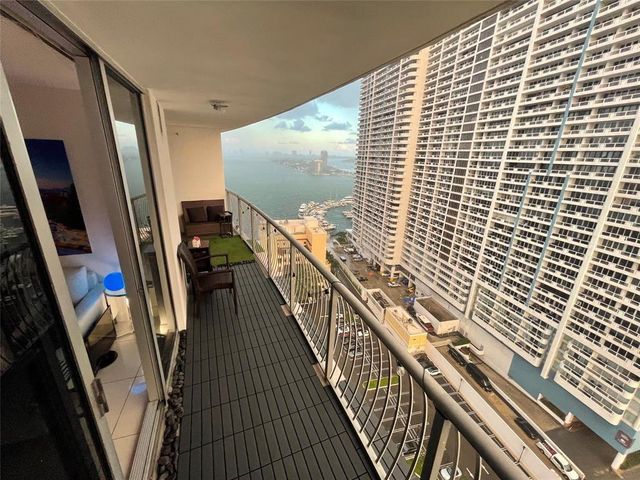 1750 N Bayshore Drive 2106, Miami, FL 33132